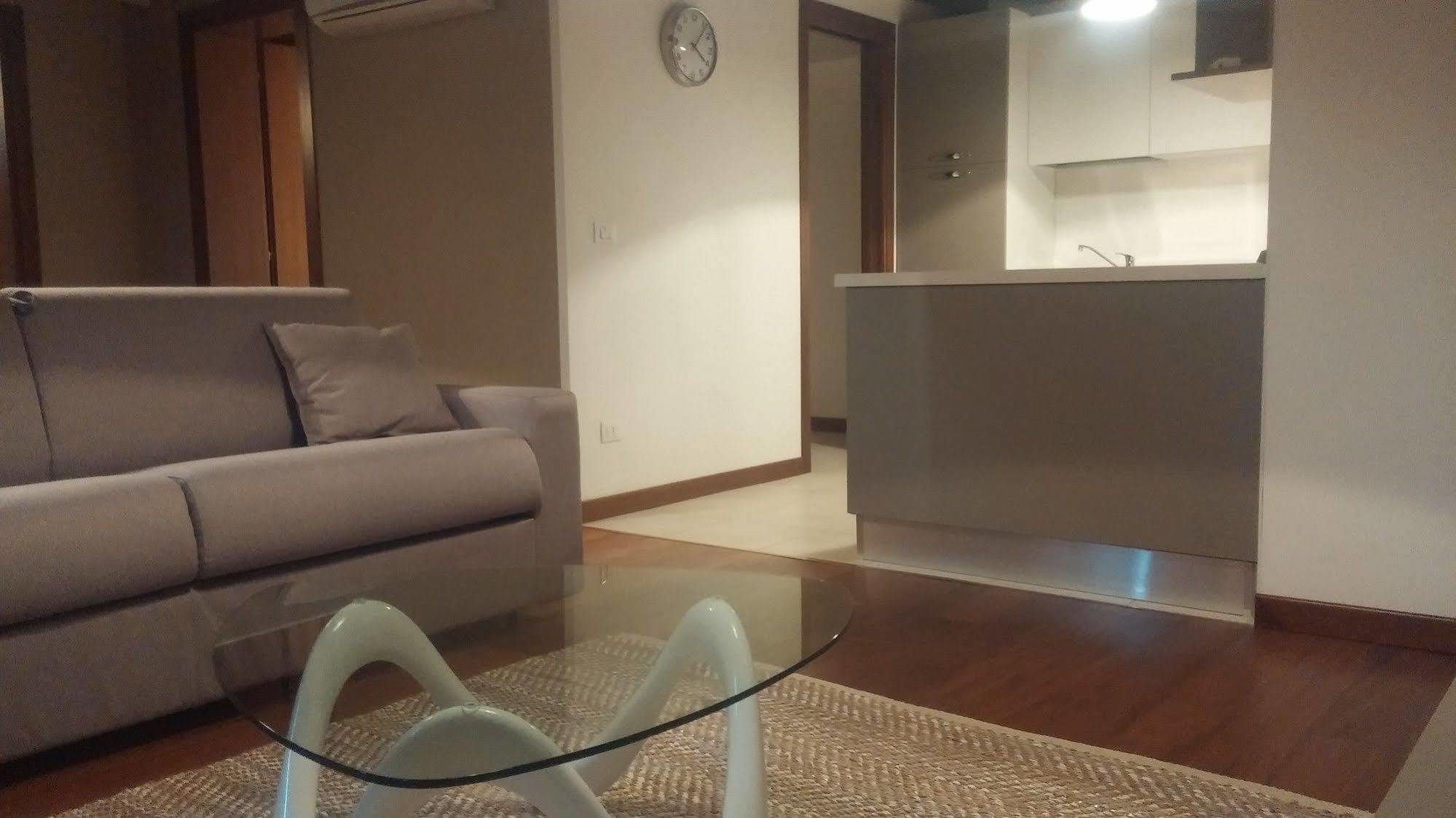 Good Wine Apartments เวนิส ภายนอก รูปภาพ