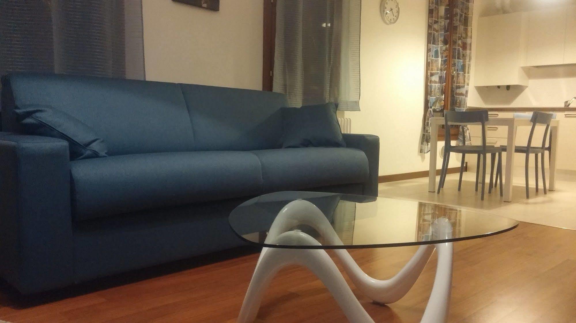 Good Wine Apartments เวนิส ภายนอก รูปภาพ